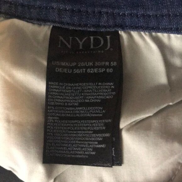 NYDJ Carya Plus Women Denim Shorts Size 26 New Y - Picture 4 of 9